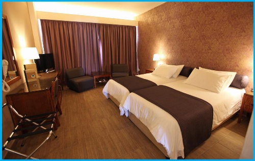 Poseidonia Beach Hotel image 2